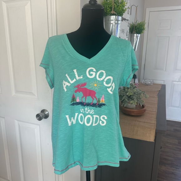 All Good in the Woods Graphic Tee - Picture 1 of 4